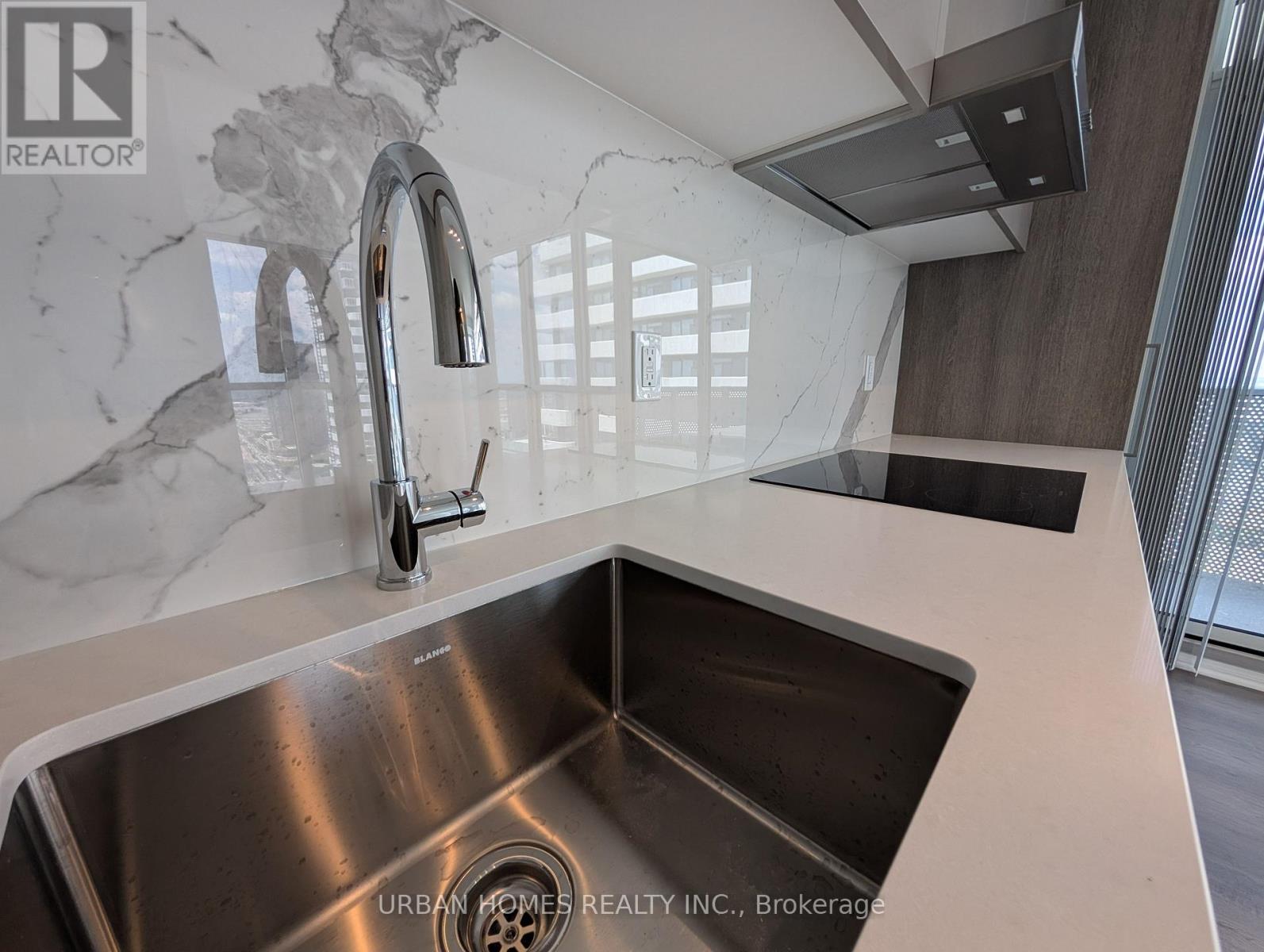 5115 - 195 Commerce Street, Vaughan, Ontario  L4K 0R1 - Photo 4 - N12658394