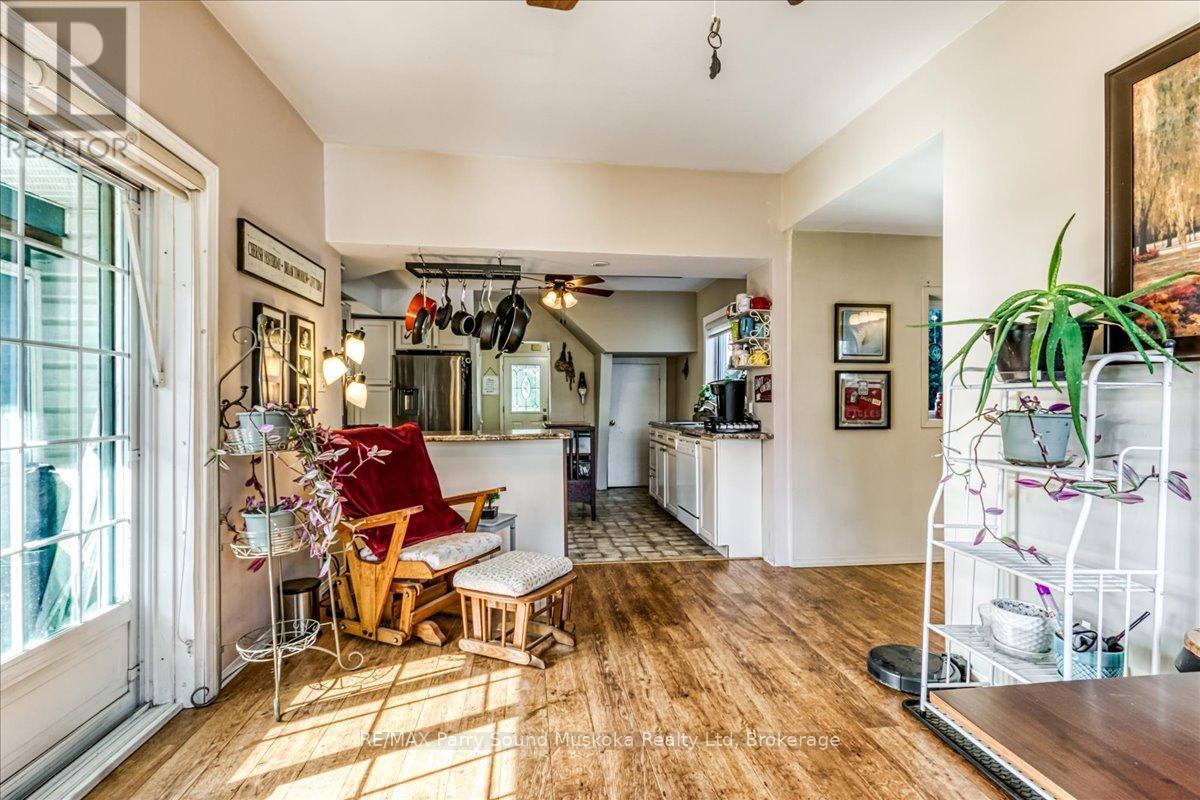 216 Arthur Street, West Nipissing, Ontario  P2B 1E7 - Photo 17 - X12454655