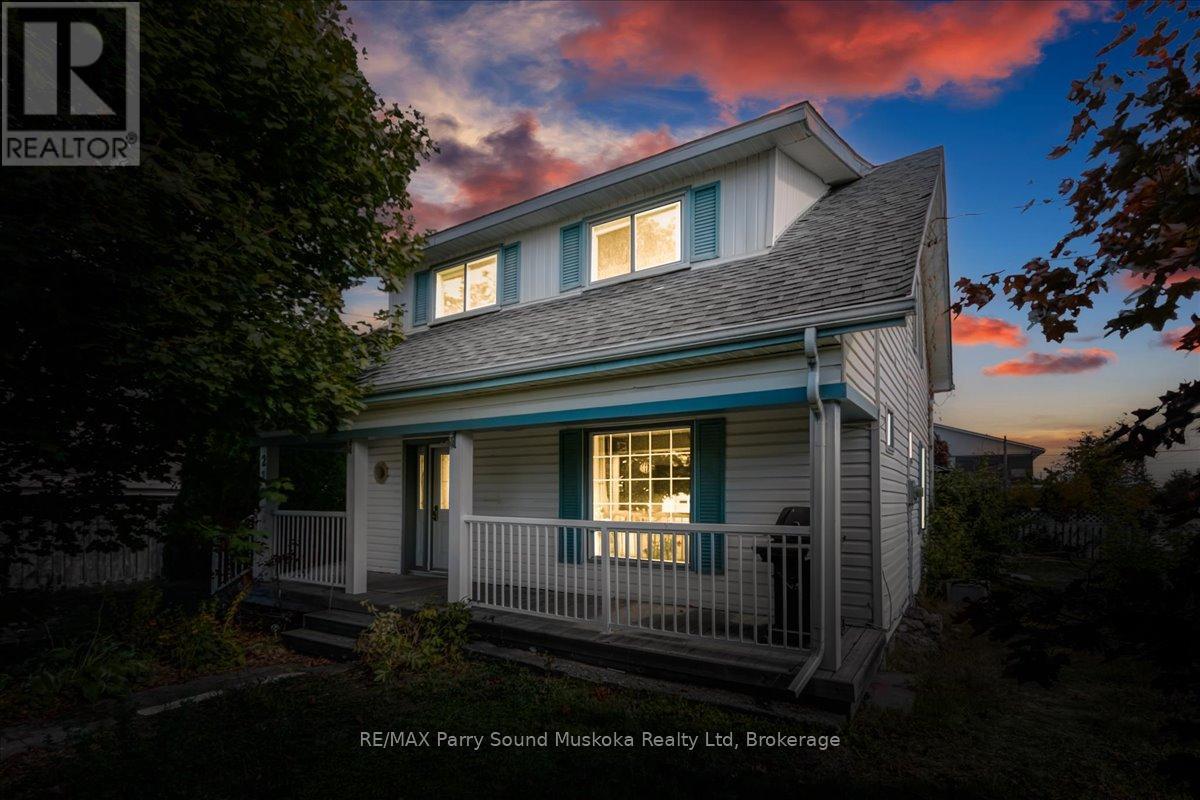 216 Arthur Street, West Nipissing, Ontario  P2B 1E7 - Photo 2 - X12454655