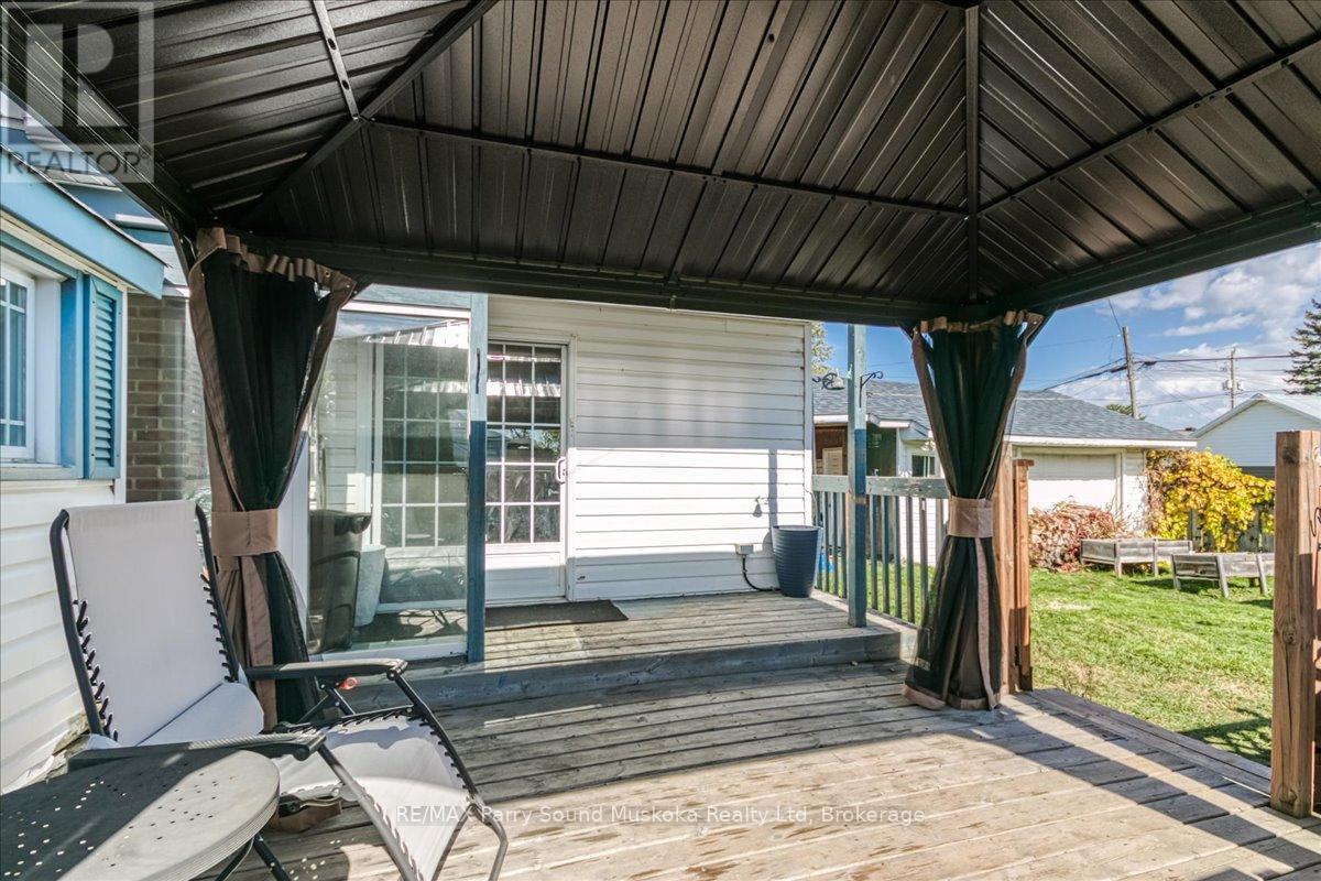 216 Arthur Street, West Nipissing, Ontario  P2B 1E7 - Photo 33 - X12454655