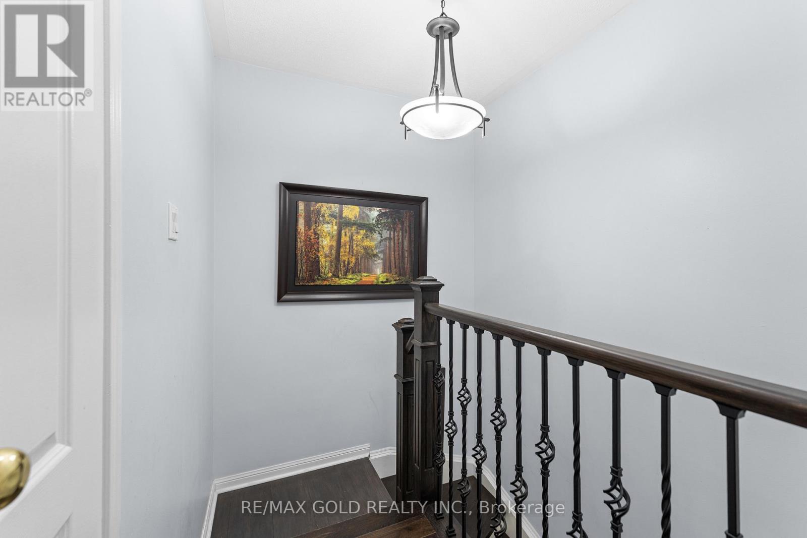 10 Narrow Valley Crescent, Brampton, Ontario  L6R 2M6 - Photo 22 - W12658132