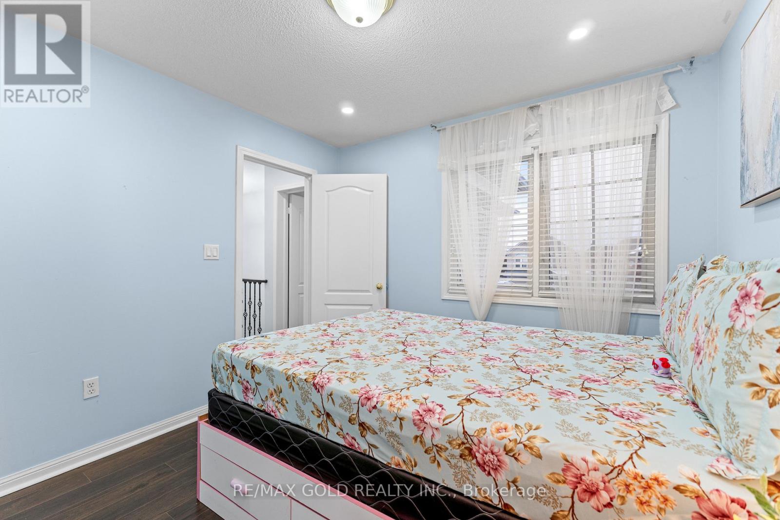 10 Narrow Valley Crescent, Brampton, Ontario  L6R 2M6 - Photo 32 - W12658132