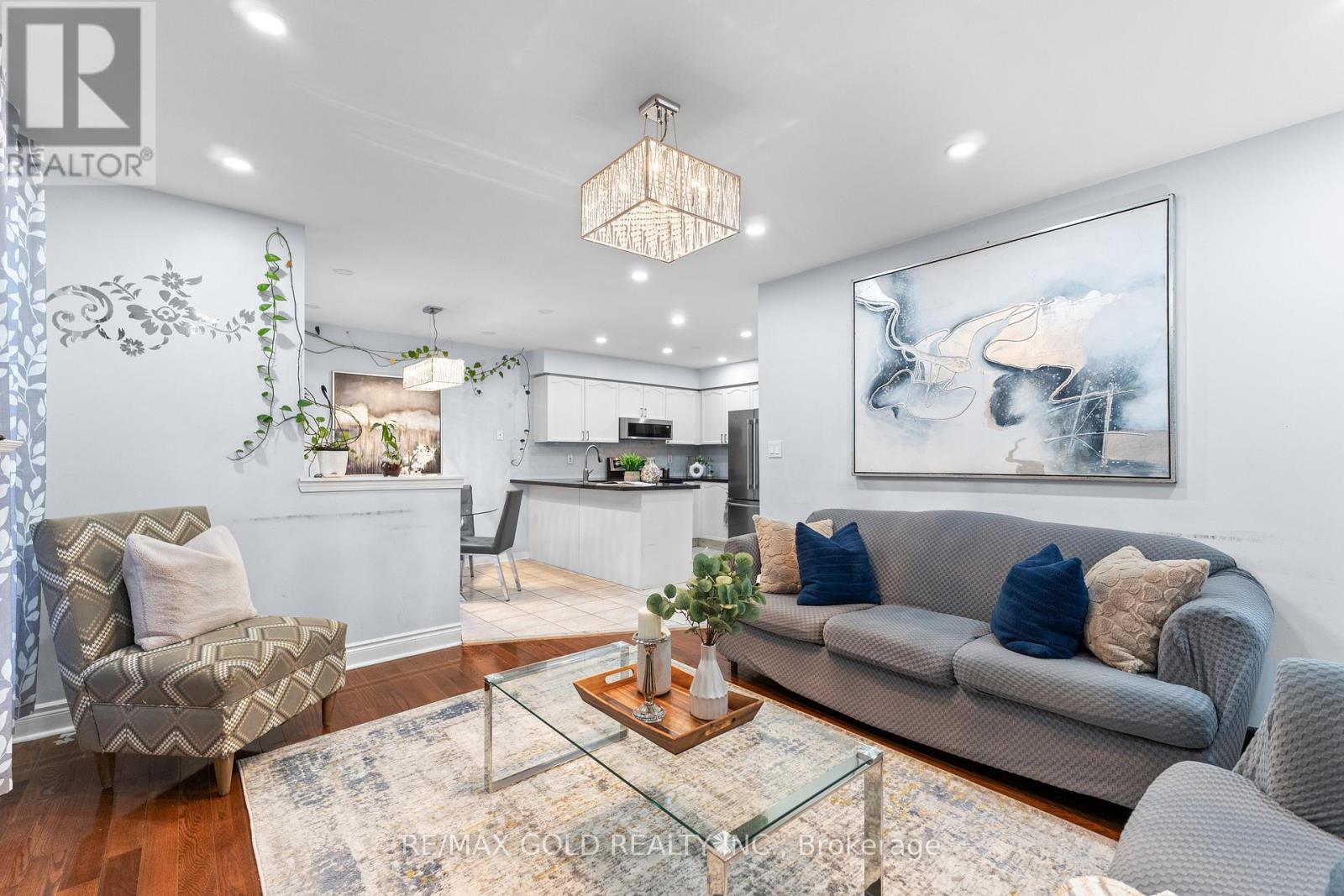 10 Narrow Valley Crescent, Brampton, Ontario  L6R 2M6 - Photo 16 - W12658132