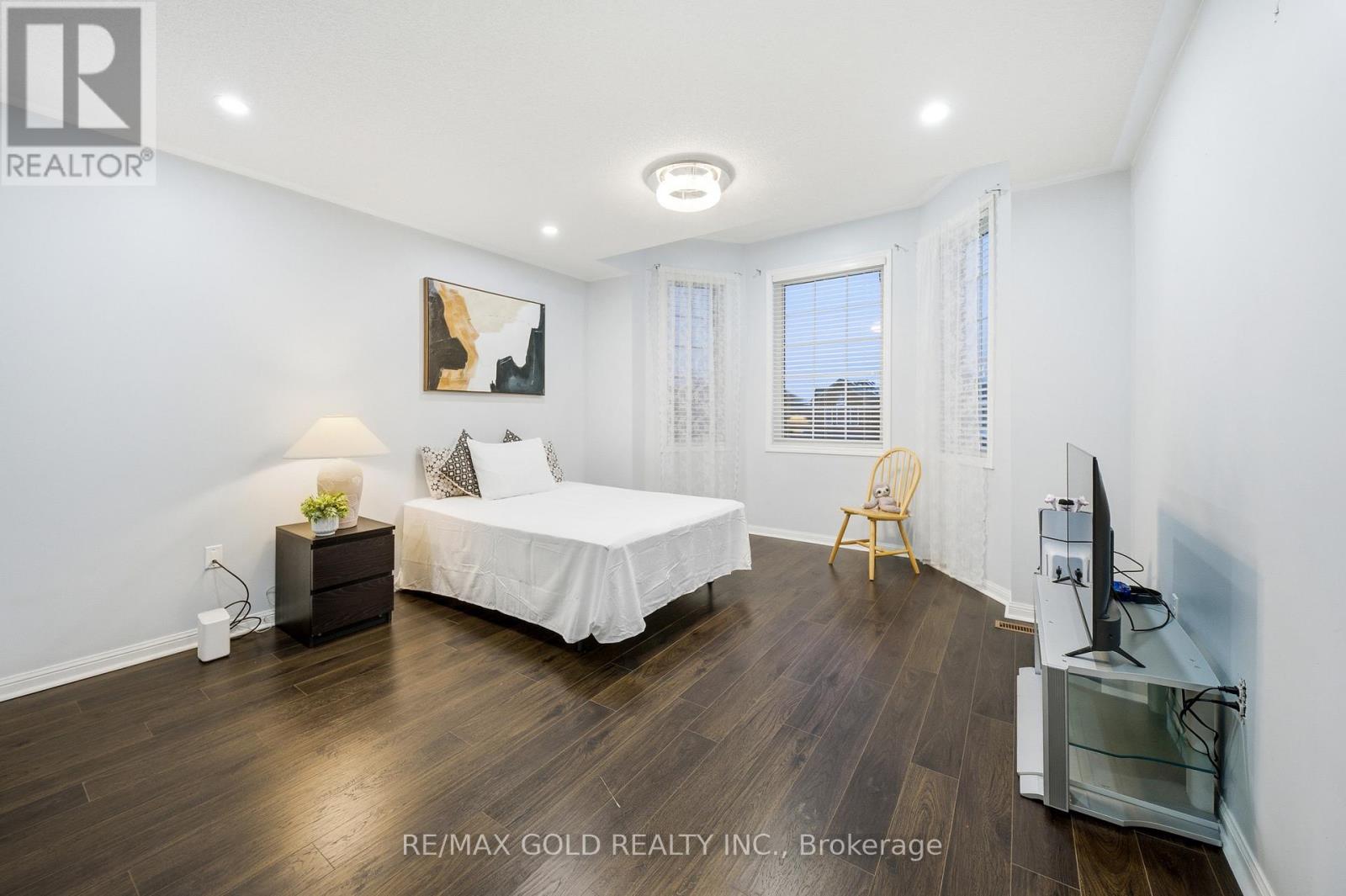 10 Narrow Valley Crescent, Brampton, Ontario  L6R 2M6 - Photo 29 - W12658132