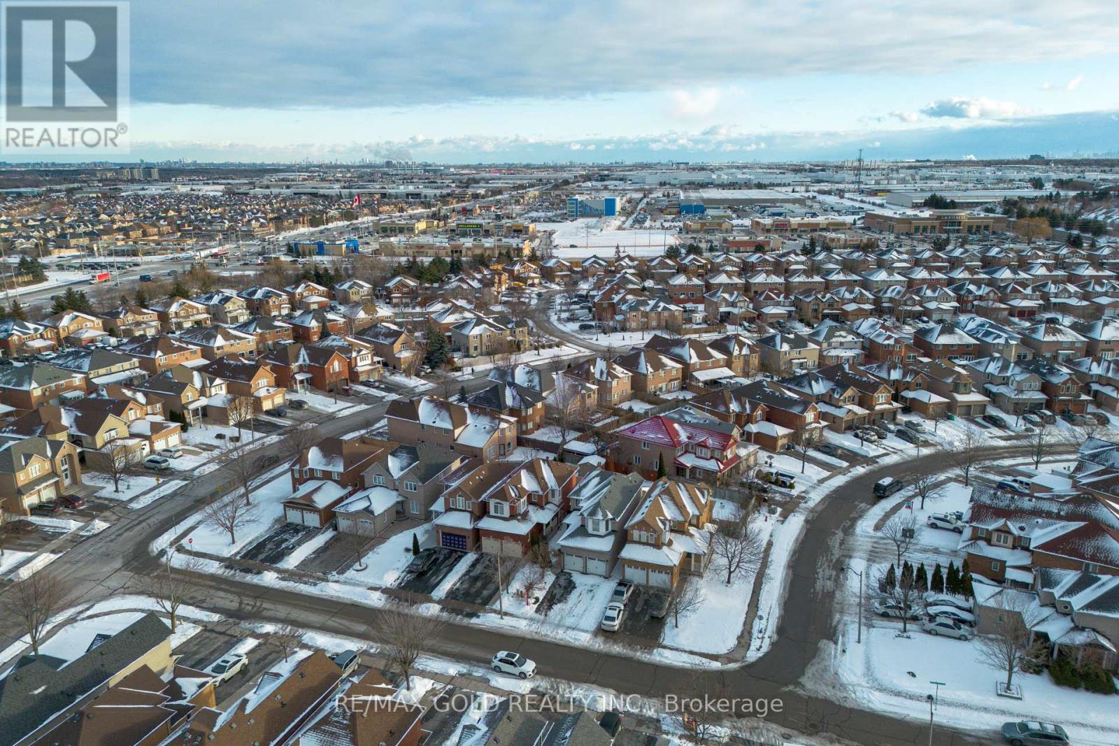 10 Narrow Valley Crescent, Brampton, Ontario  L6R 2M6 - Photo 46 - W12658132