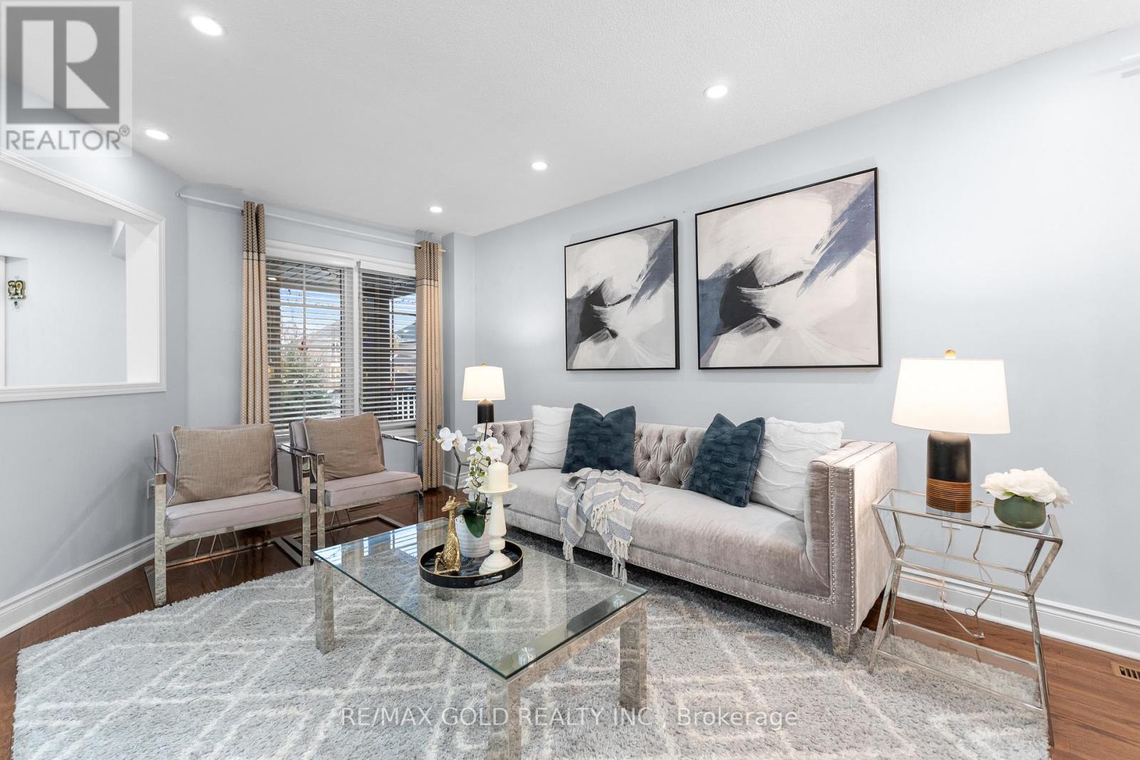 10 Narrow Valley Crescent, Brampton, Ontario  L6R 2M6 - Photo 10 - W12658132