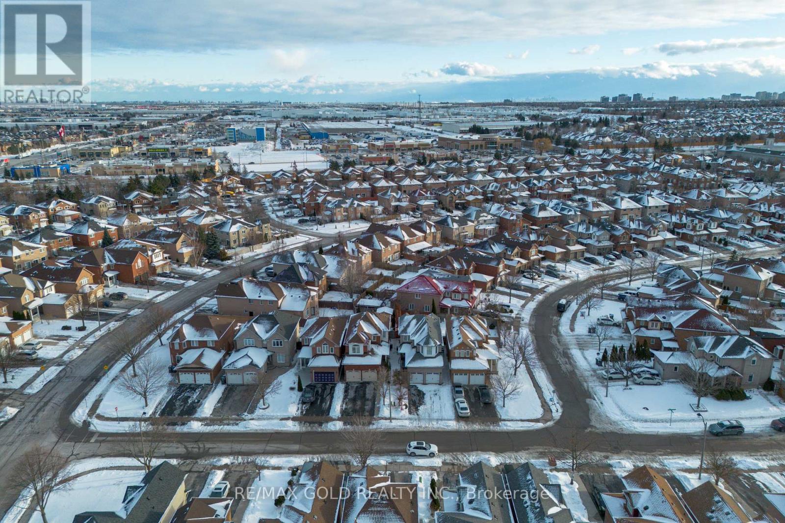 10 Narrow Valley Crescent, Brampton, Ontario  L6R 2M6 - Photo 47 - W12658132