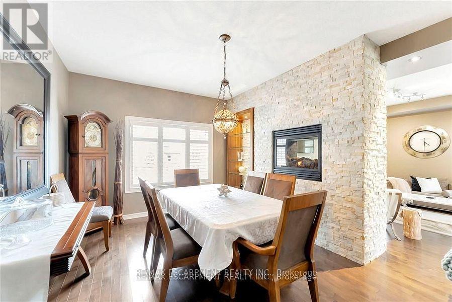 349 Valridge Drive, Hamilton, Ontario  L9G 0B1 - Photo 15 - X12594114