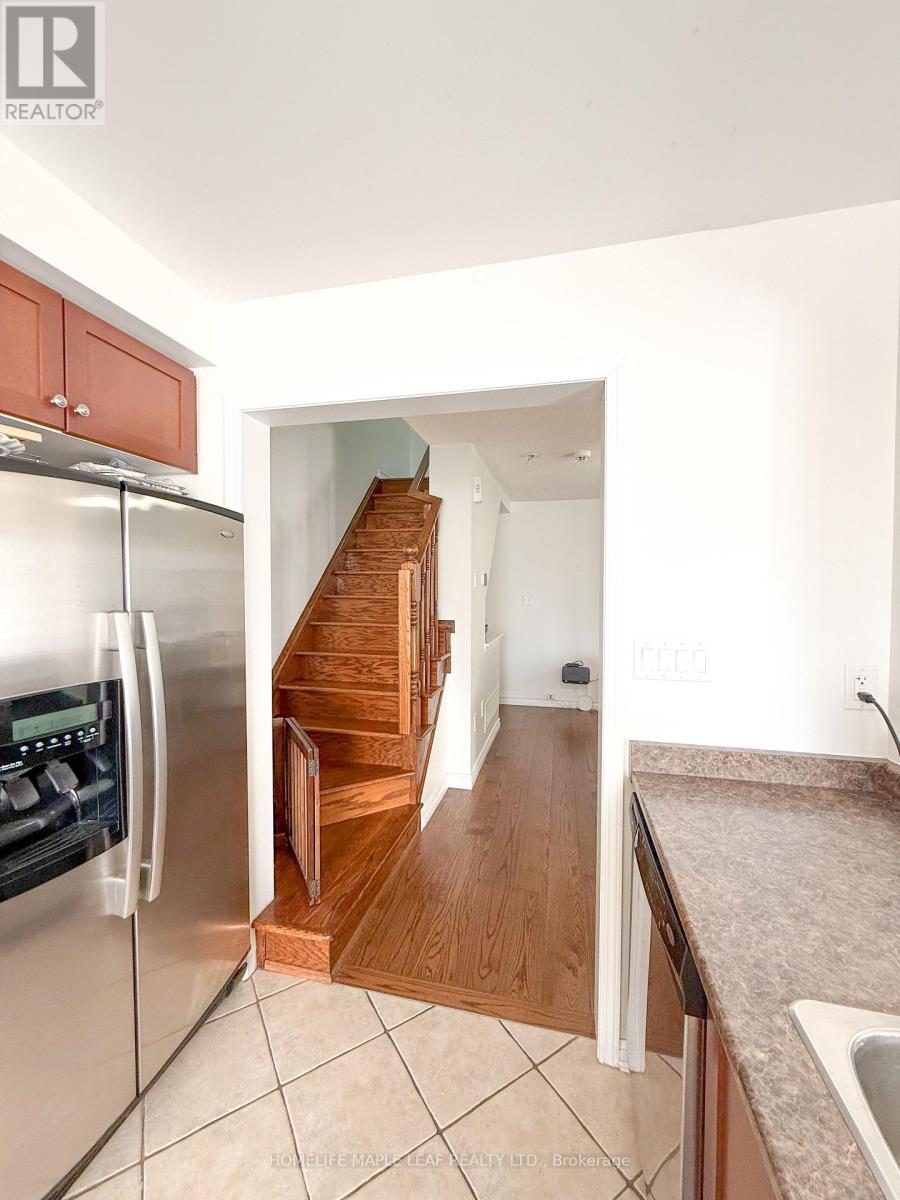 561 Speyer Circle, Milton, Ontario  L9T 0Y1 - Photo 17 - W12658360