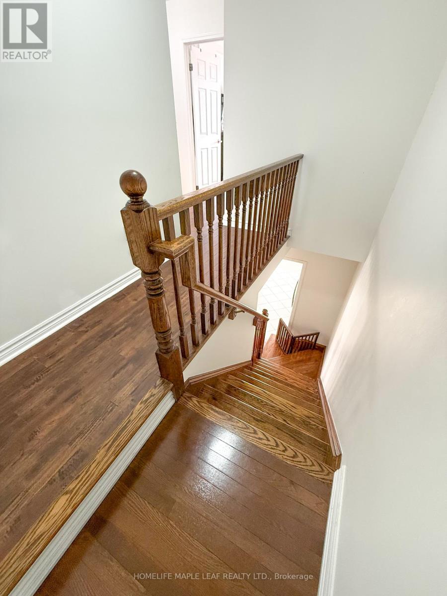 561 Speyer Circle, Milton, Ontario  L9T 0Y1 - Photo 18 - W12658360