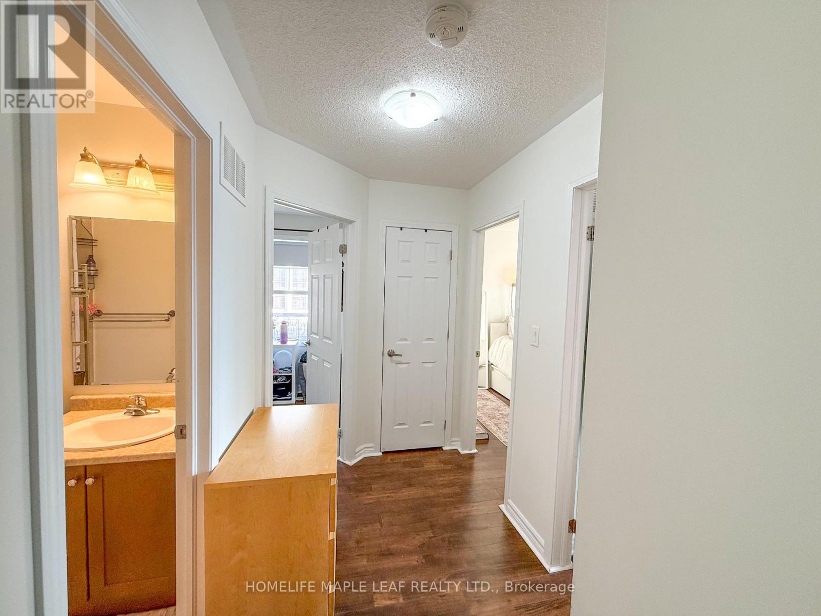 561 Speyer Circle, Milton, Ontario  L9T 0Y1 - Photo 19 - W12658360