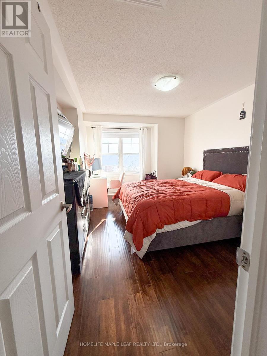 561 Speyer Circle, Milton, Ontario  L9T 0Y1 - Photo 21 - W12658360