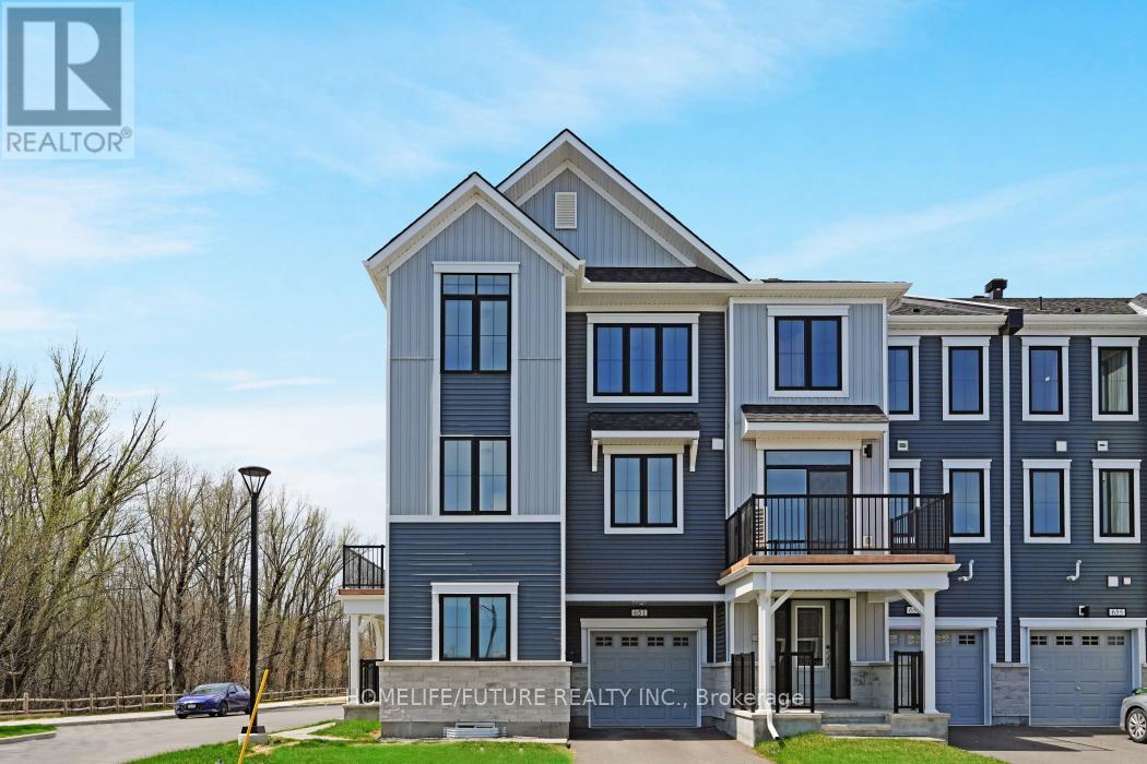 651 Cygnus Street, Ottawa, Ontario  K2J 7B2 - Photo 3 - X12658342