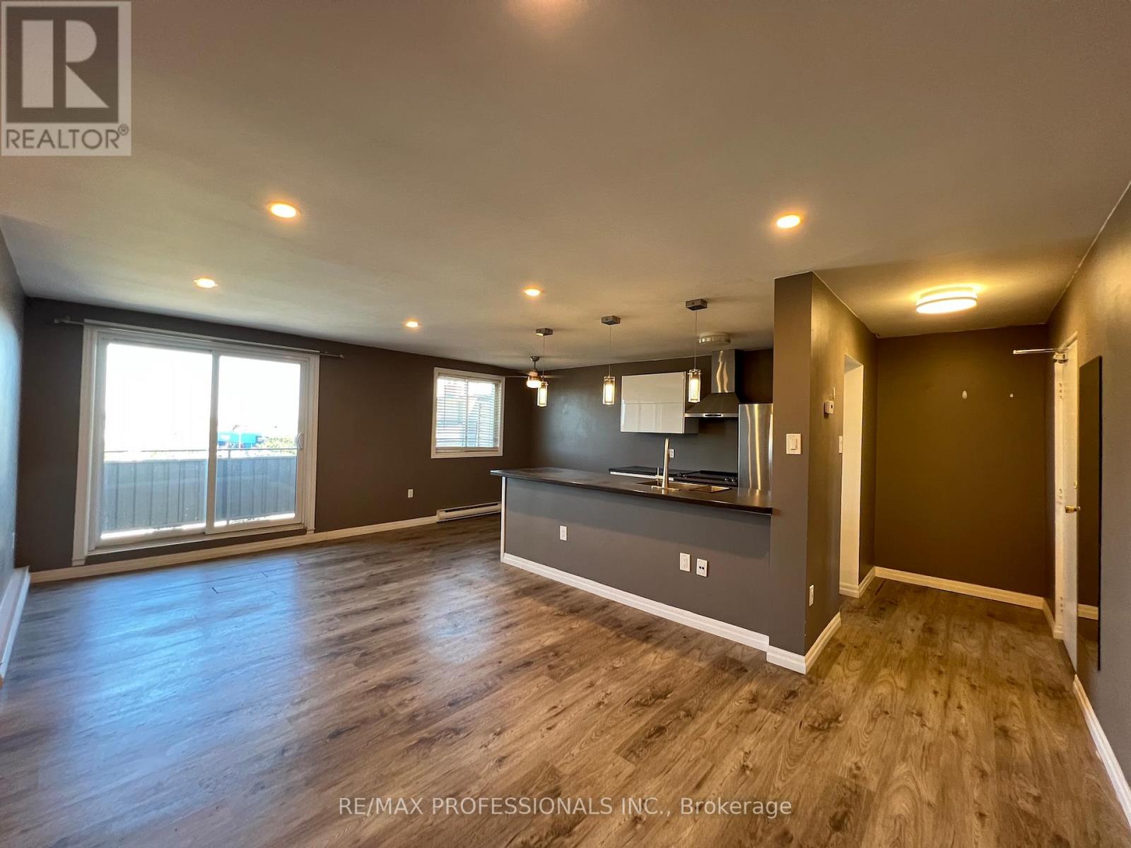 601 - 1102 Jalna Boulevard, London South, Ontario  N6E 1X8 - Photo 7 - X12658398