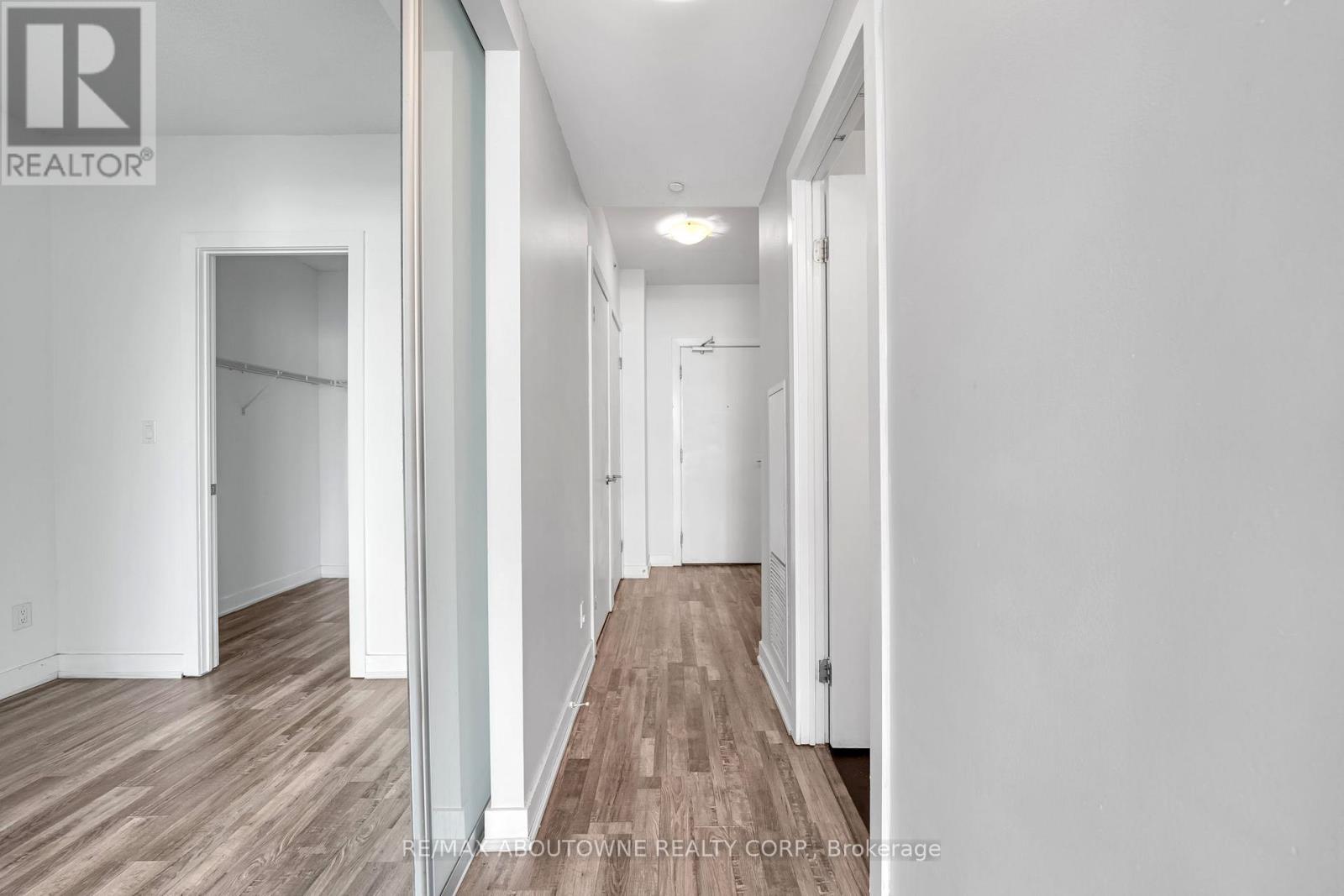 1110 - 20 Bruyeres Mews, Toronto, Ontario  M5V 0G8 - Photo 13 - C12605002