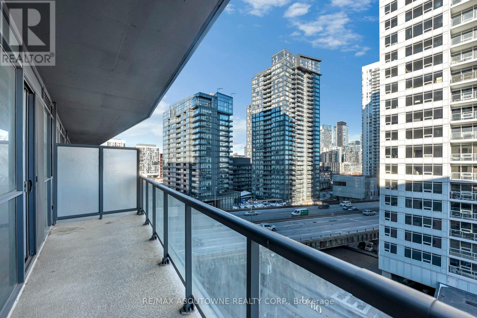 1110 - 20 Bruyeres Mews, Toronto, Ontario  M5V 0G8 - Photo 24 - C12605002