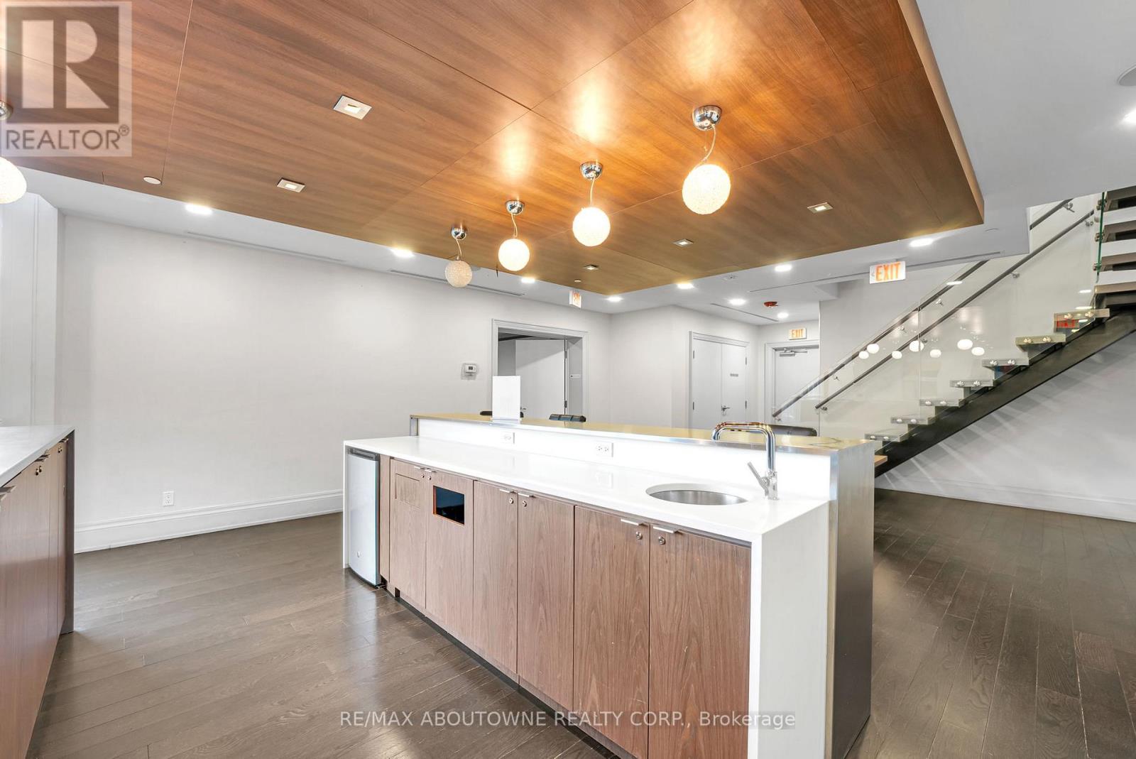 1110 - 20 Bruyeres Mews, Toronto, Ontario  M5V 0G8 - Photo 31 - C12605002