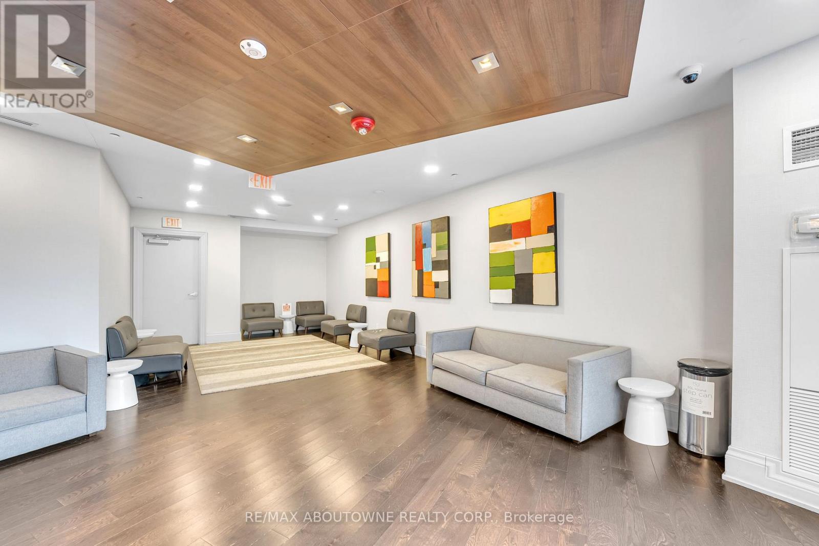 1110 - 20 Bruyeres Mews, Toronto, Ontario  M5V 0G8 - Photo 32 - C12605002