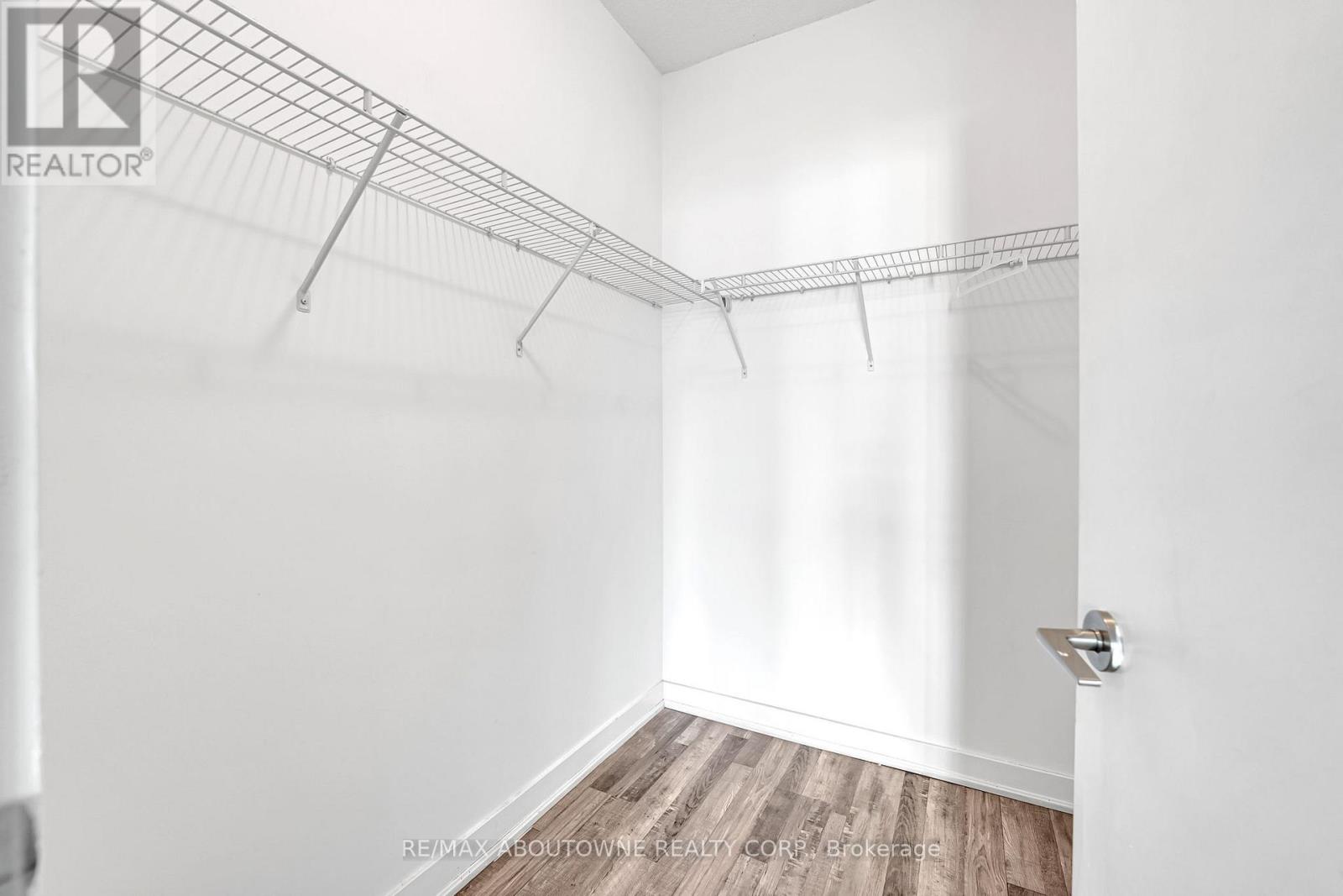 1110 - 20 Bruyeres Mews, Toronto, Ontario  M5V 0G8 - Photo 5 - C12605002