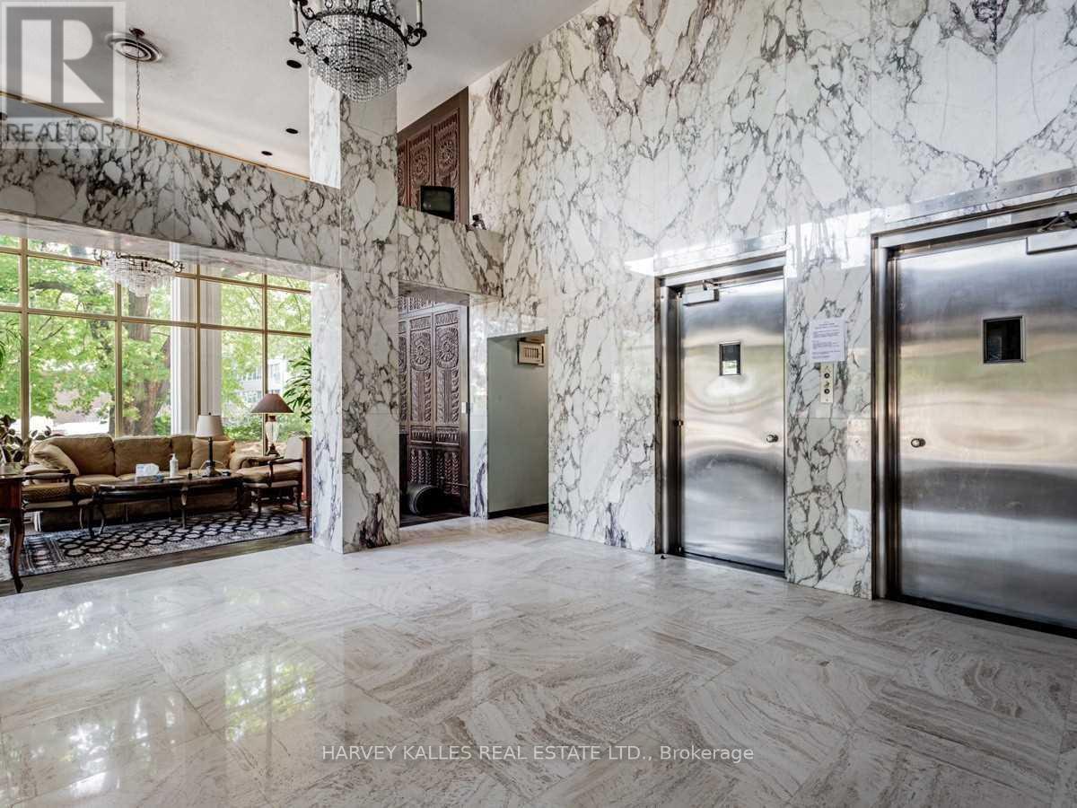 201 - 2600 Bathurst Street, Toronto, Ontario  M6B 2Z4 - Photo 3 - C12658440