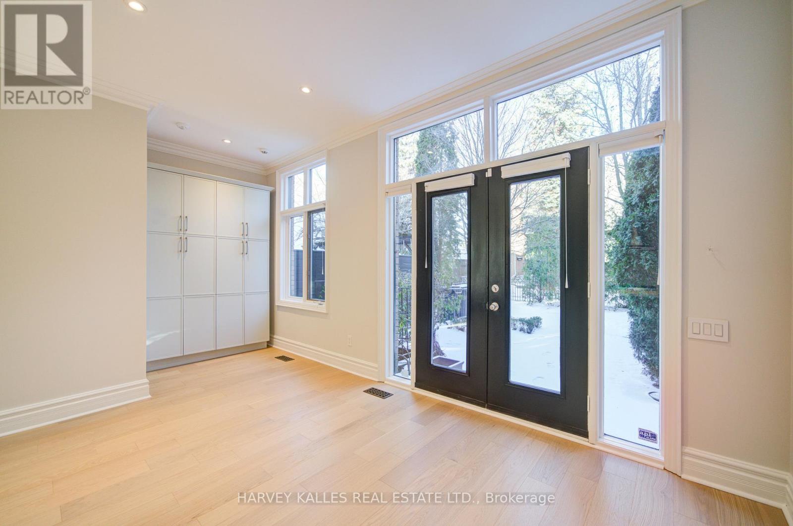 34 Marlborough Avenue, Toronto, Ontario  M5R 3T2 - Photo 16 - C12658458