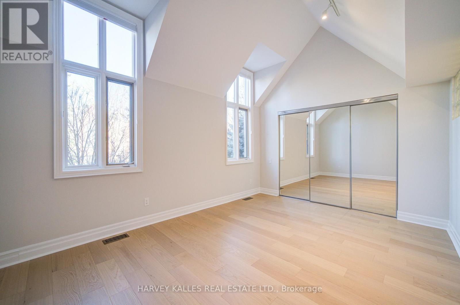 34 Marlborough Avenue, Toronto, Ontario  M5R 3T2 - Photo 18 - C12658458