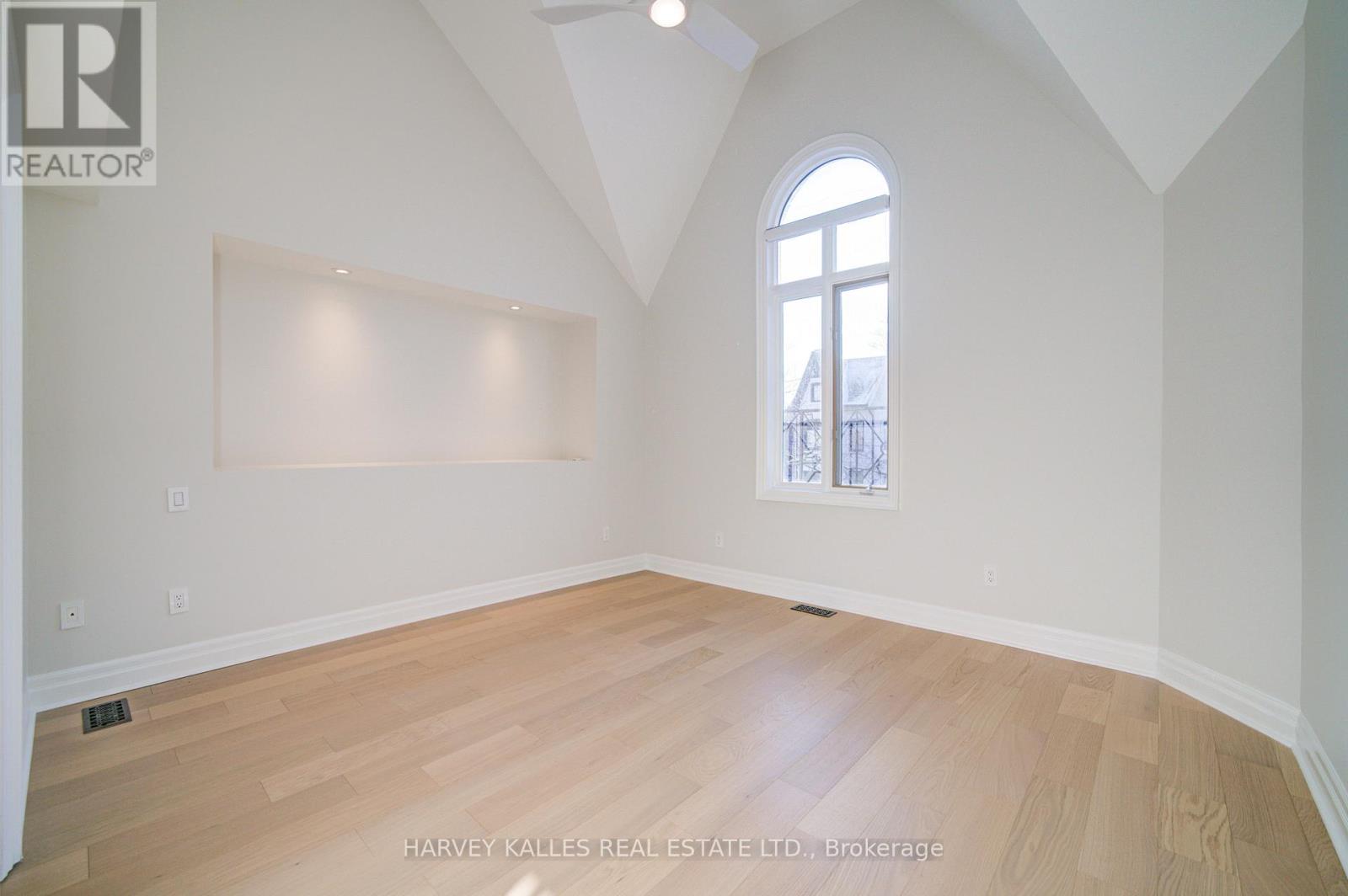 34 Marlborough Avenue, Toronto, Ontario  M5R 3T2 - Photo 23 - C12658458