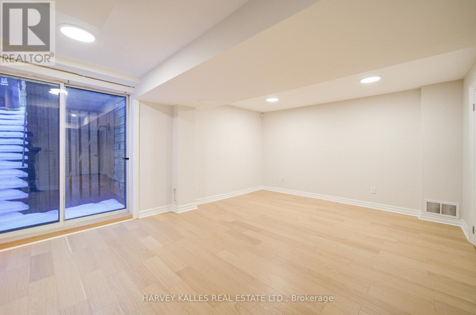 34 Marlborough Avenue, Toronto, Ontario  M5R 3T2 - Photo 37 - C12658458