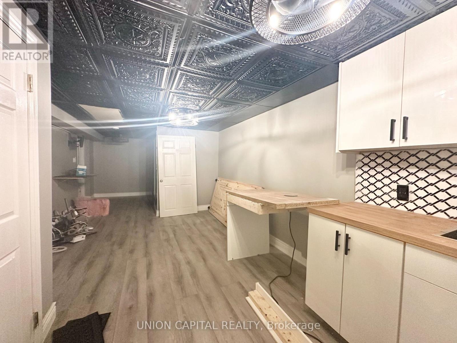 2815 Eglinton Avenue E, Toronto, Ontario  M1J 2E1 - Photo 8 - E12658466