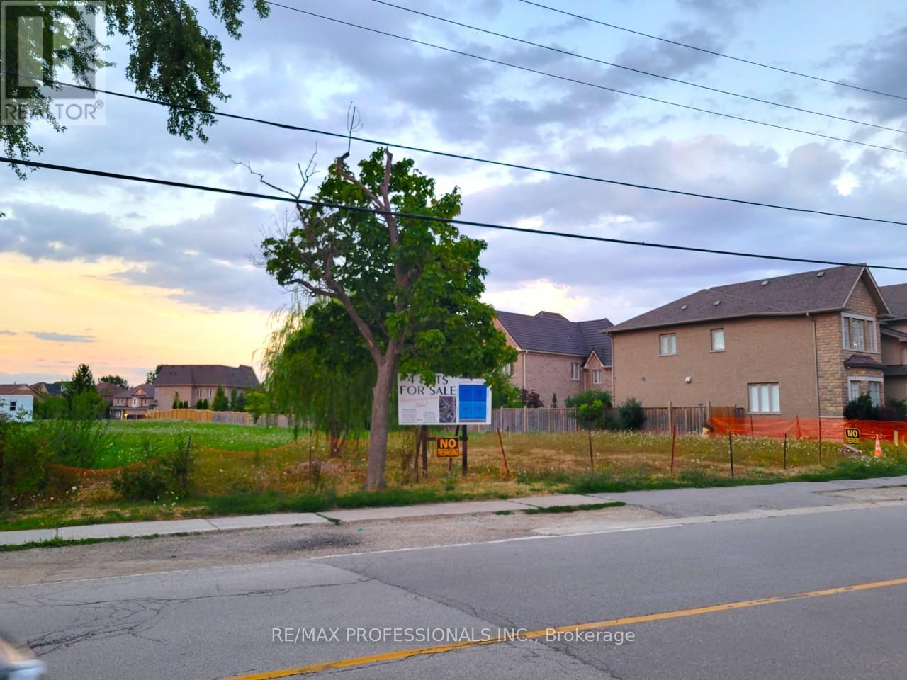 6839 Second Line W, Mississauga, Ontario L4W 2Y4 - Photo 1 - W12658422
