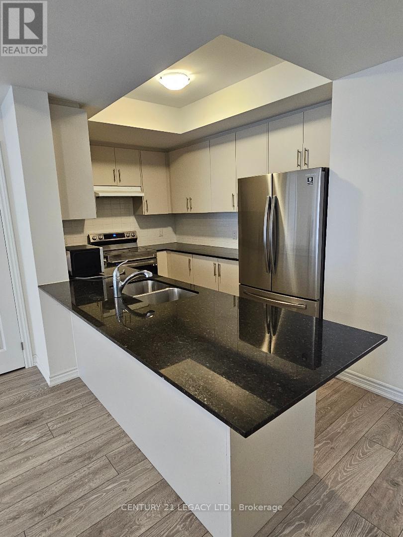 70 - 80 Knotsberry Circle, Brampton, Ontario  L6Y 6G1 - Photo 4 - W12658430