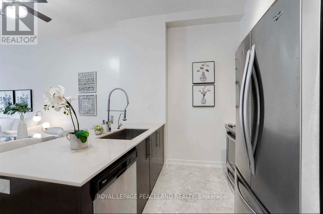 208 - 510 Curran Place, Mississauga, Ontario  L5B 0J8 - Photo 7 - W12658436