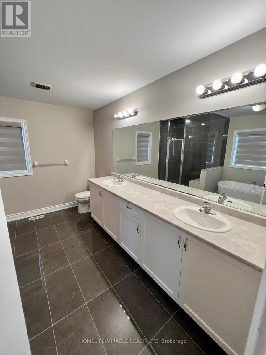 16 Matterhorn Road, Brampton, Ontario  L7A 0B7 - Photo 17 - W12658472