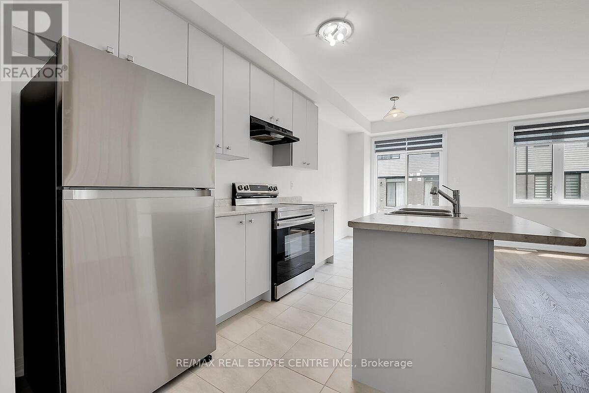 101 Selection Heights, Thorold, Ontario  L2V 0N7 - Photo 11 - X12658450