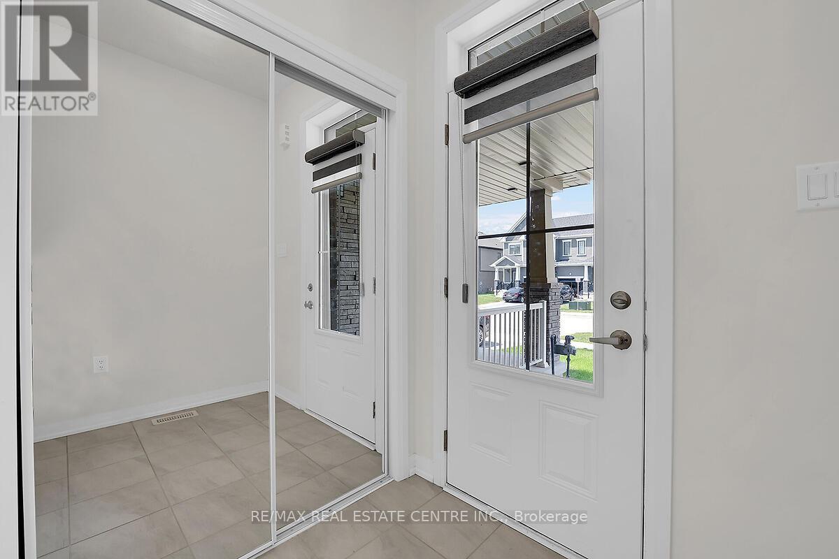 101 Selection Heights, Thorold, Ontario  L2V 0N7 - Photo 22 - X12658450