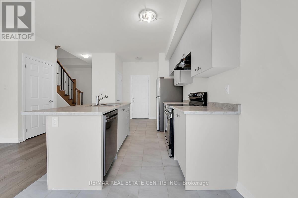 101 Selection Heights, Thorold, Ontario  L2V 0N7 - Photo 8 - X12658450