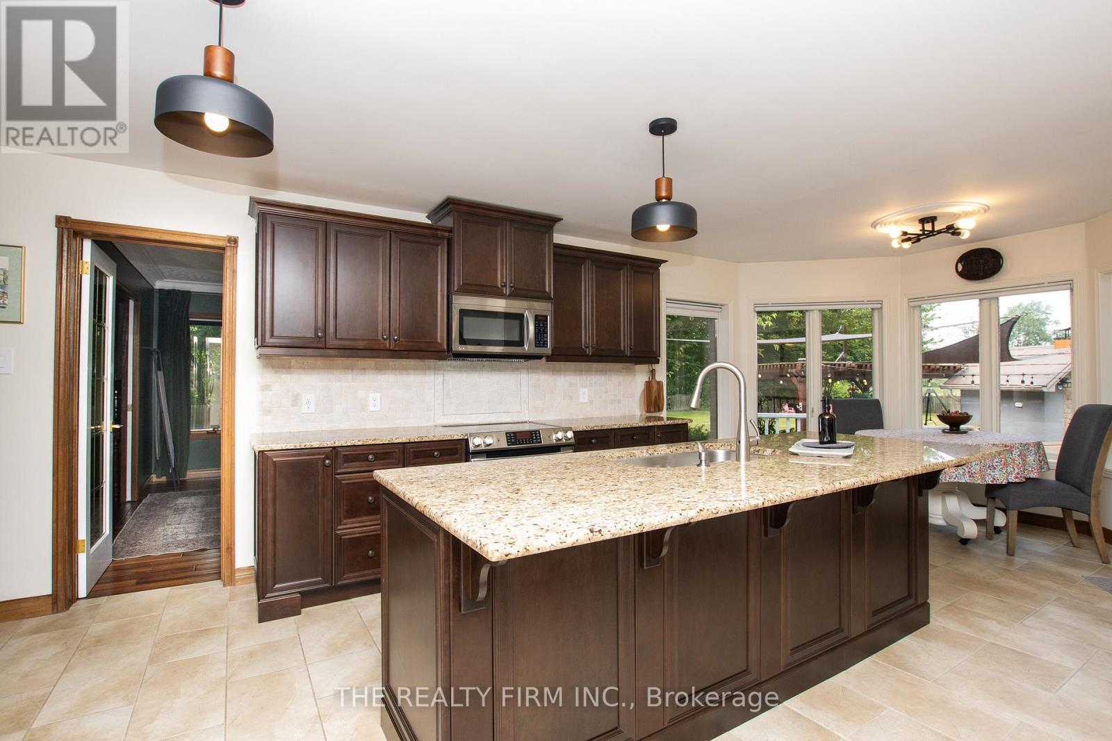 145 Walker Street, West Elgin, Ontario  N0L 2P0 - Photo 16 - X12658494