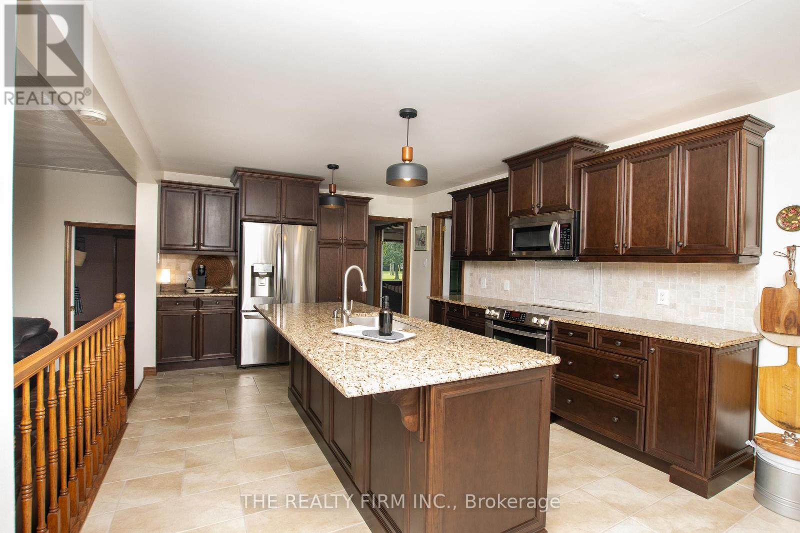 145 Walker Street, West Elgin, Ontario  N0L 2P0 - Photo 17 - X12658494