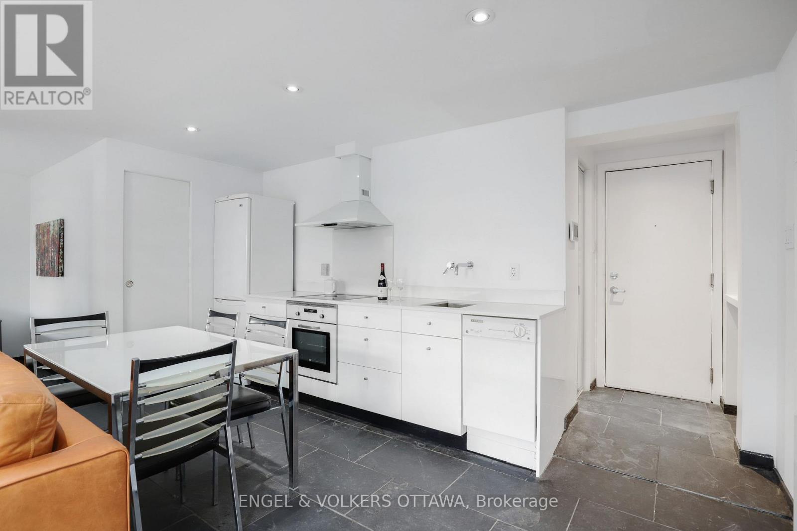 4 - 75 Heney Street, Ottawa, Ontario  K1N 5V7 - Photo 6 - X12658548