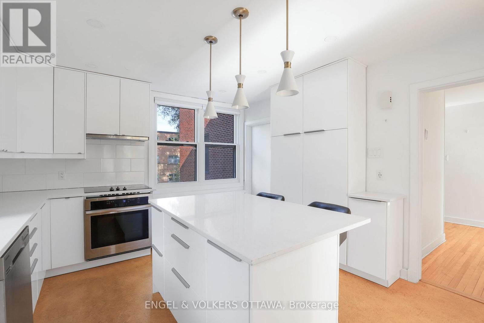 1 - 75 Heney Street, Ottawa, Ontario  K1N 5V7 - Photo 11 - X12658550