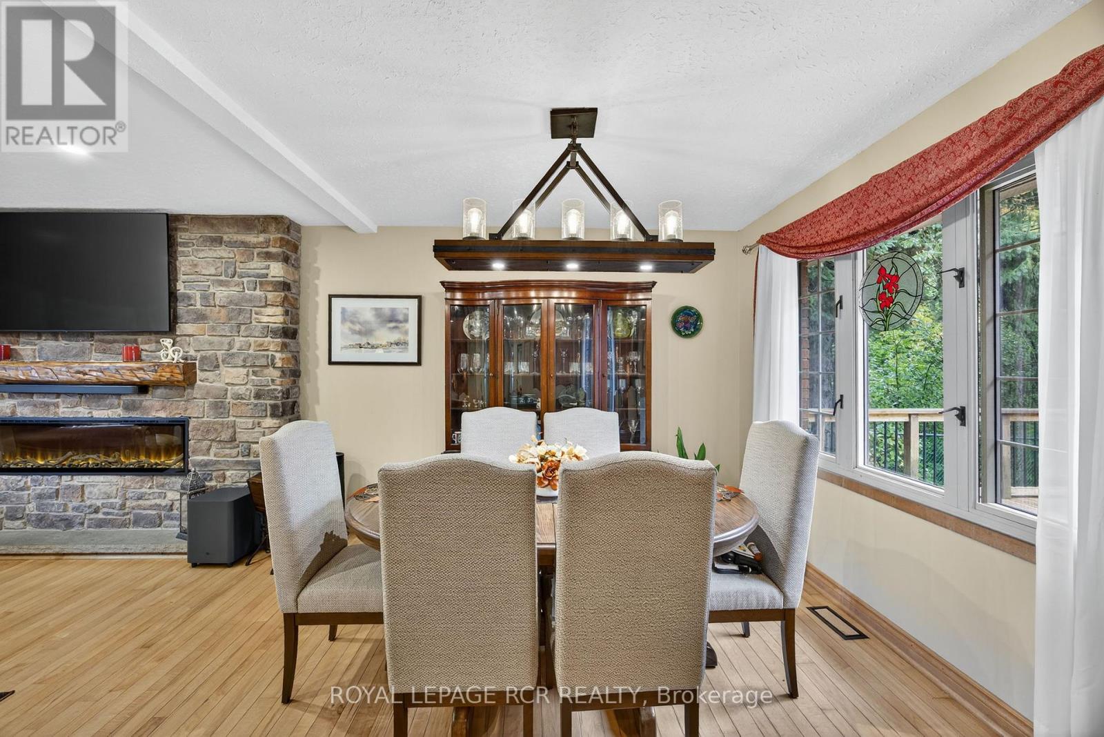 88 Walker Road W, Caledon, Ontario  L7C 0G8 - Photo 8 - W12565800