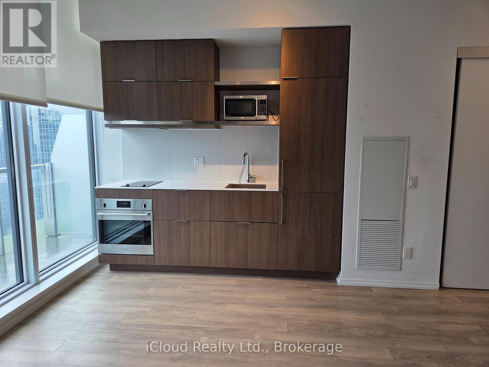 3607 - 197 Yonge Street, Toronto, Ontario  M5B 1M4 - Photo 5 - C12658504