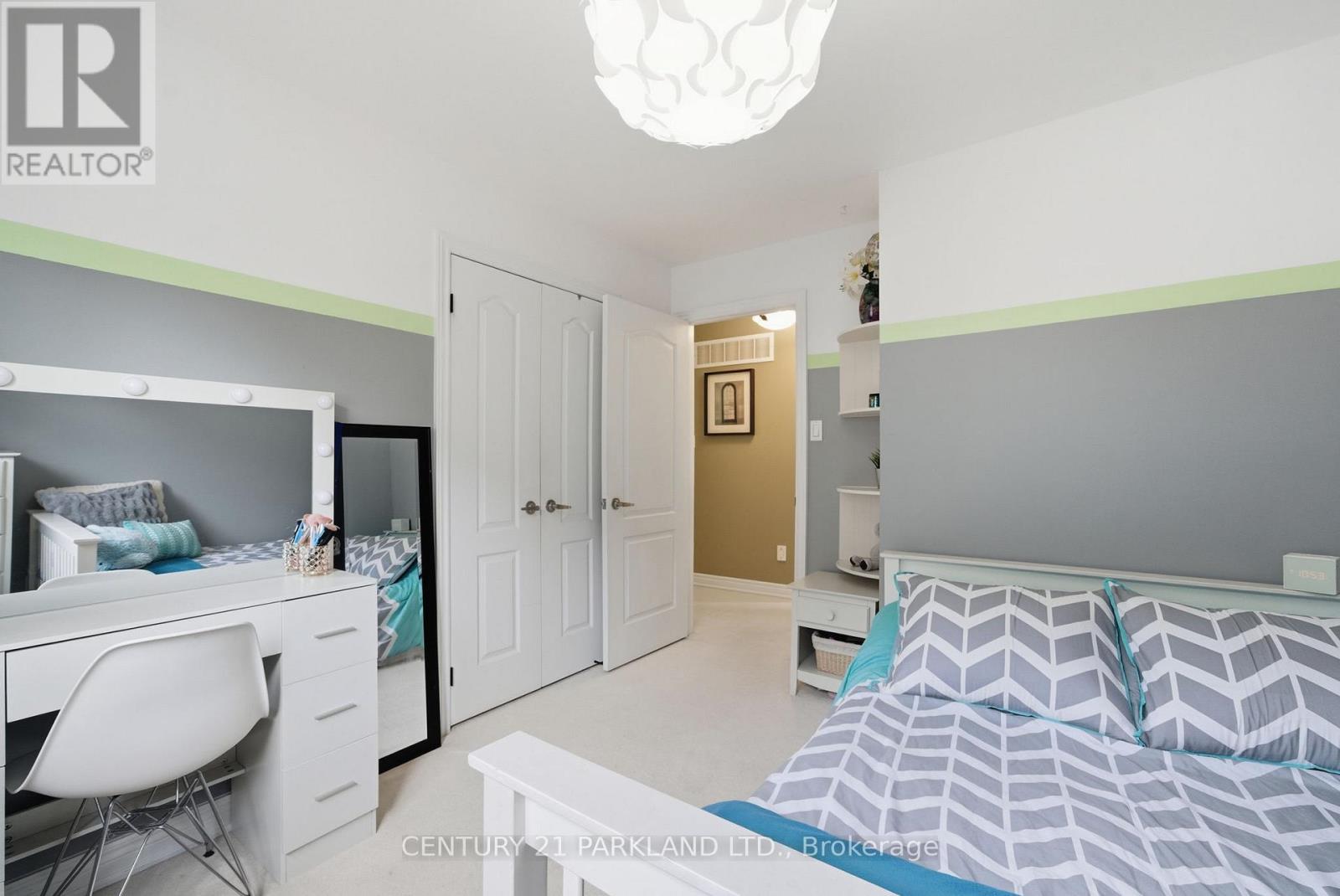 18 Turnbridge Road, Aurora, Ontario  L4G 7R9 - Photo 21 - N12658514