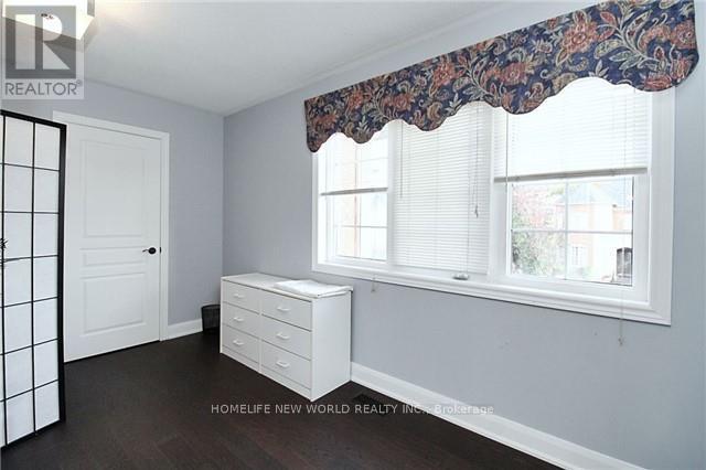 22 Newbridge Avenue, Richmond Hill, Ontario  L4E 4A2 - Photo 14 - N12658536