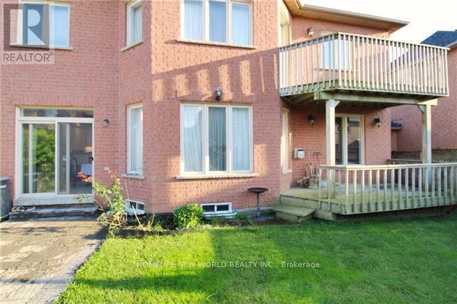 22 Newbridge Avenue, Richmond Hill, Ontario  L4E 4A2 - Photo 19 - N12658536