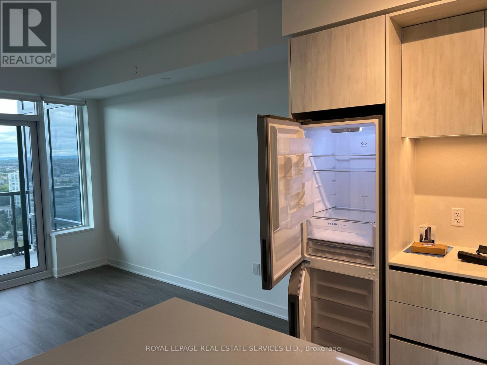 2006-B - 2495 Eglinton Avenue W, Mississauga, Ontario  L5M 2V8 - Photo 5 - W12658476