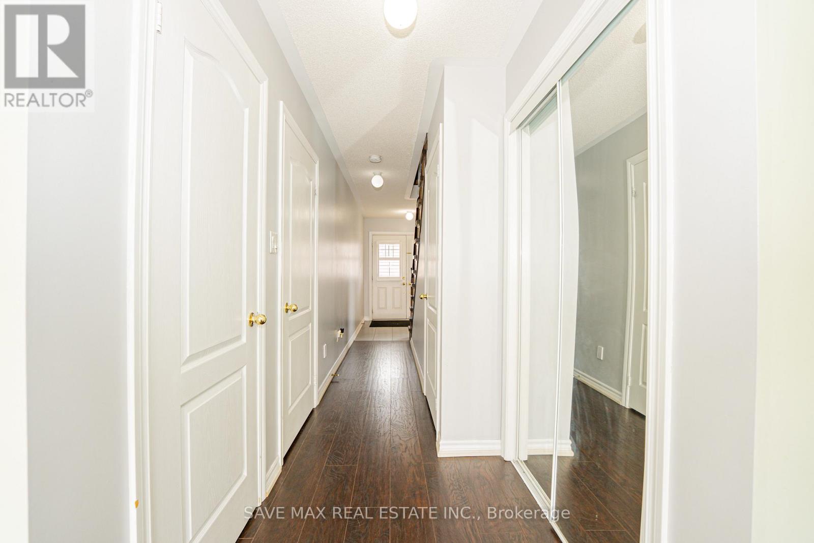 18 New Pines Trail, Brampton, Ontario  L6Z 0G7 - Photo 22 - W12658480