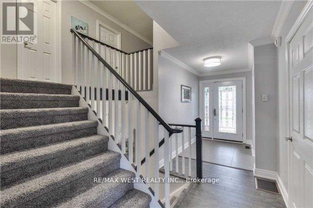 Upper - 18 Linkdale Road, Brampton, Ontario  L6V 2Y4 - Photo 9 - W12658496