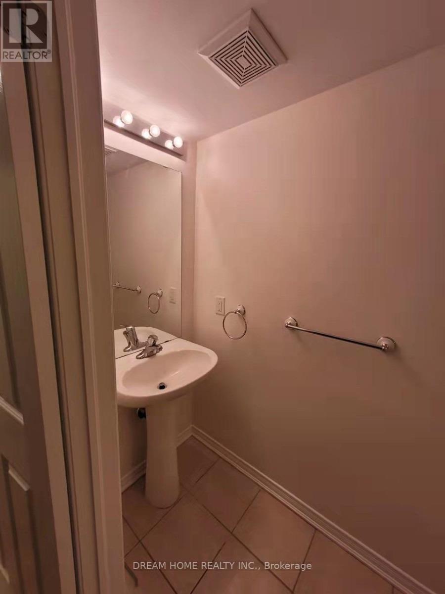 13 - 2441 Greenwich Drive, Oakville, Ontario  L6M 0S4 - Photo 5 - W12658522