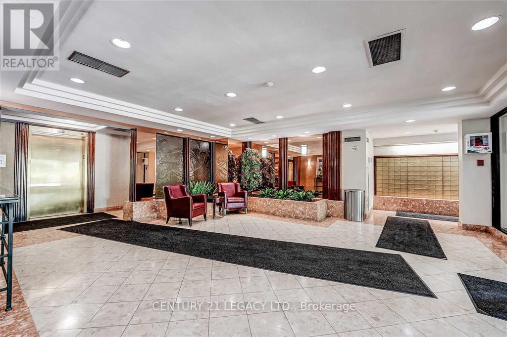 408 - 24 Hanover Road, Brampton, Ontario  L6S 5K8 - Photo 14 - W12658532